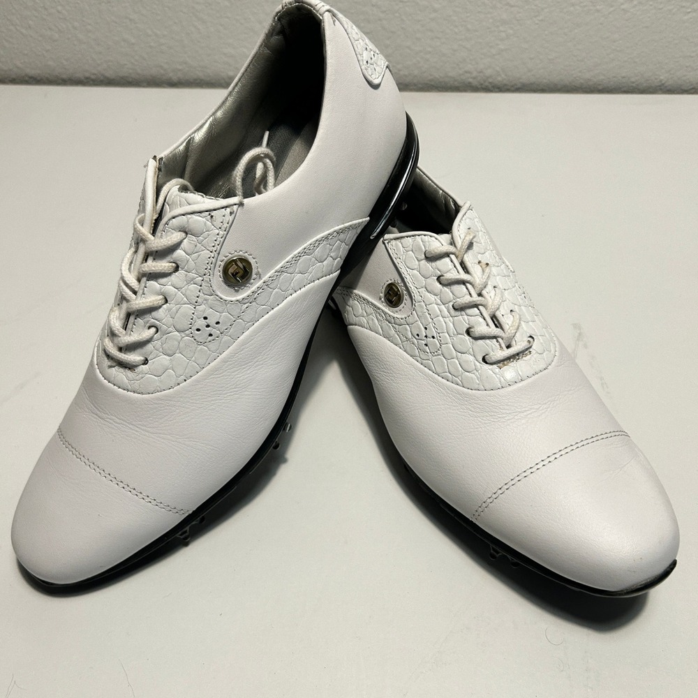 FootJoy Tailored Collection White Leather Spiked Golf Shoes 91654 Womens 8.5 N
